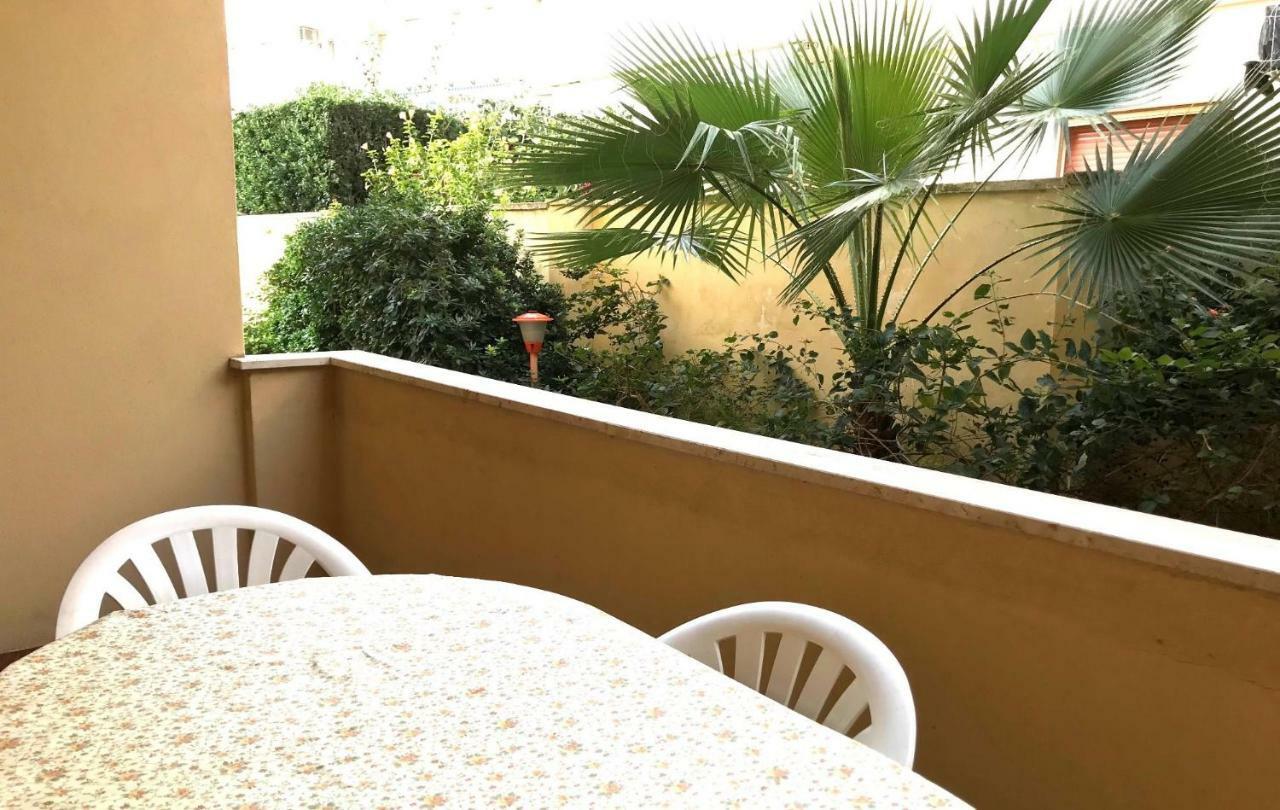 Appartamento Con Giardino Sul Mare Галиполи Екстериор снимка